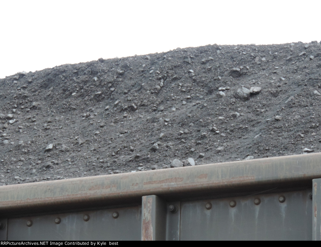 coal mound zoomed in 